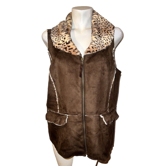 Chico's Jackets & Blazers - CHICO'S Jacket Size L (2) Brown Zip w/Leopard Print Faux Fur Gilet Vest Mob Wife